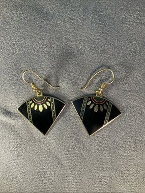 Black Fan-Shaped Enamel Drop Earrings - Women's Jewelry